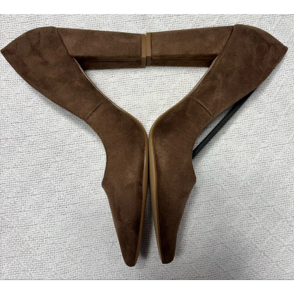 NIB French Connection Kelsey Brown Faux Suede Block Heel Pointed Toe Pumps SZ 11
